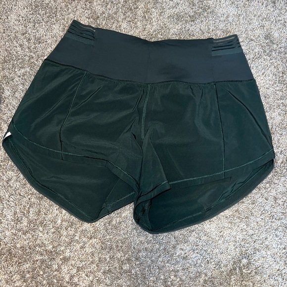 Lululemon Before Dawn Run Short *3.5" Deep Ivy Size 6 - Picture 5 of 9